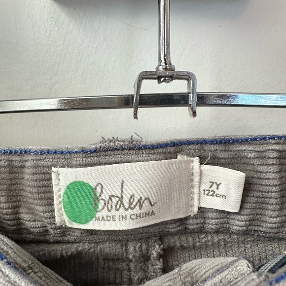 Mini Boden Boys Play Outfit (Size 7-8 top, Size 7 Pants) - Picture 5 of 13